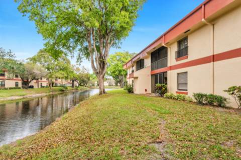 4158 Carambola Circle #2156, Coconut Creek FL - photo 20 of 25