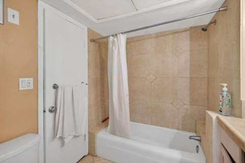 12 NE 19th Court #118a, Wilton Manors FL - photo 23 of 49