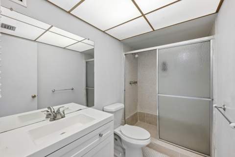 2991 NW 46th Avenue #303, Lauderdale Lakes FL - photo 20 of 43