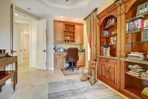 881 SE Saint Lucie Boulevard, Stuart FL - photo 16 of 52
