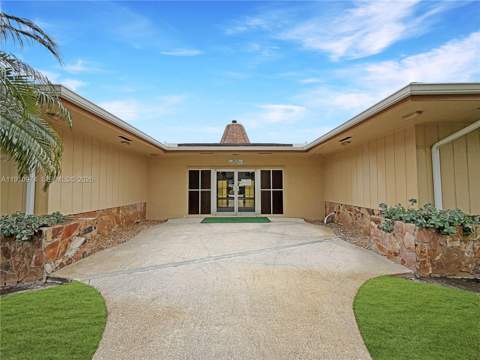100 Village Green Circle #112, Palm Springs FL - photo 17 of 19