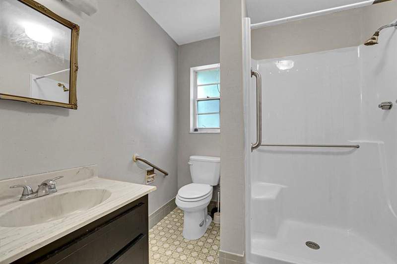 2 bedroom Single Family Residence at 223 E Arbor Avenue, River Park Unit 1, Port St. Lucie — photo 4