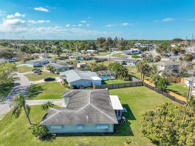 2 bedroom Single Family Residence at 223 E Arbor Avenue, River Park Unit 1, Port St. Lucie — photo 5