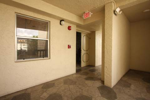 6768 N 10th Avenue #303, Lake Worth FL - photo 7 of 40
