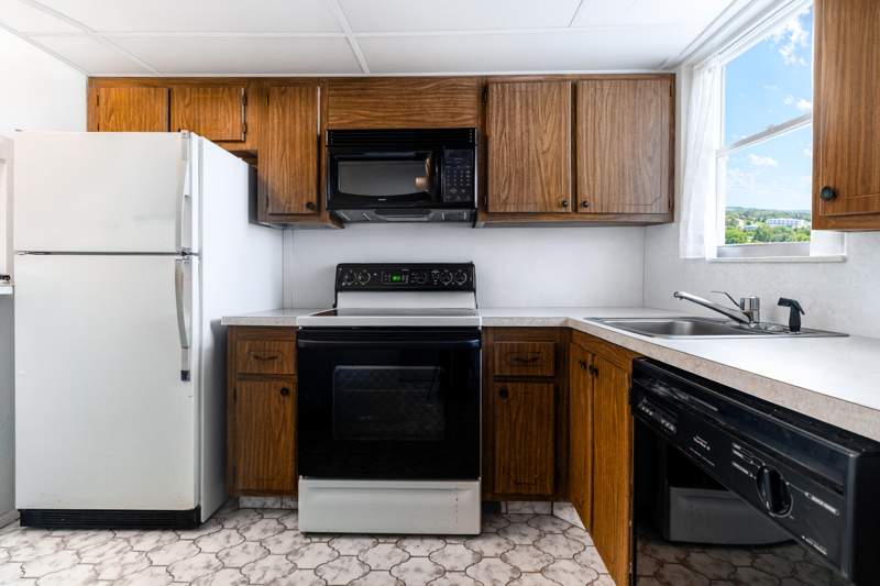 2 bedroom Condominium at 2800 Sunrise Lakes Drive #Apt 301, Sunrise Lakes 5 Condo, Sunrise — photo 3