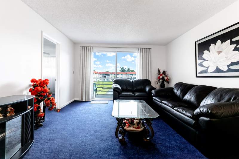 2 bedroom Condominium at 2800 Sunrise Lakes Drive #Apt 301, Sunrise Lakes 5 Condo, Sunrise — photo 2