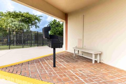 2800 Sunrise Lakes Drive #Apt 301, Sunrise FL - photo 11 of 27