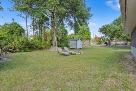 7202 Kenwood Road, Fort Pierce FL - photo 23 of 25
