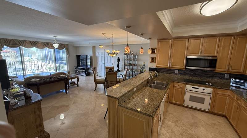 2 bedroom Condominium at 100 S Birch Road #1703f, Jackson Tower Las Olas Condo, Fort Lauderdale — photo 4