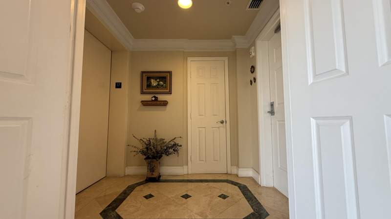 2 bedroom Condominium at 100 S Birch Road #1703f, Jackson Tower Las Olas Condo, Fort Lauderdale — photo 2