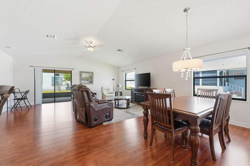 2 bedroom Single Family Residence at 6547 Zapote Court, Spanish Lakes Fairways Leasehold Estates, Fort Pierce — photo 4