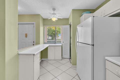 9537 Weldon Circle #I213, Tamarac FL - photo 9 of 66