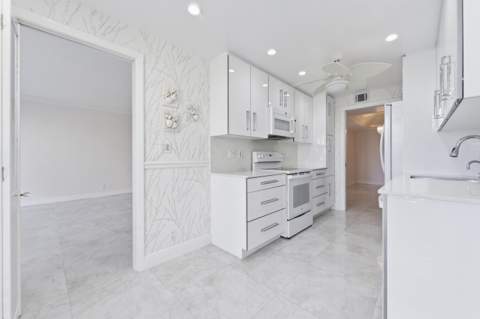 2778 S Ocean Boulevard #206s, Palm Beach FL - photo 14 of 25
