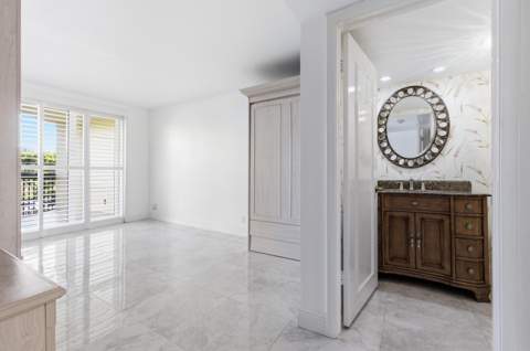 2778 S Ocean Boulevard #206s, Palm Beach FL - photo 9 of 25