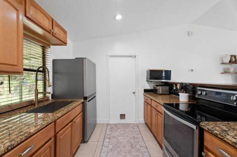 452 SW David Terrace, Port St. Lucie FL - photo 8 of 27