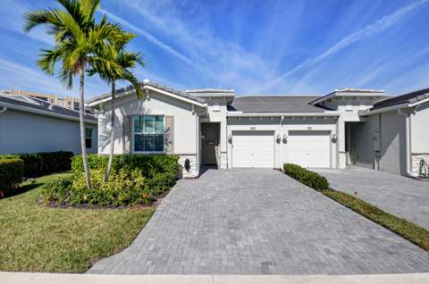 7017 Peters Lane, Delray Beach FL - photo 17 of 75