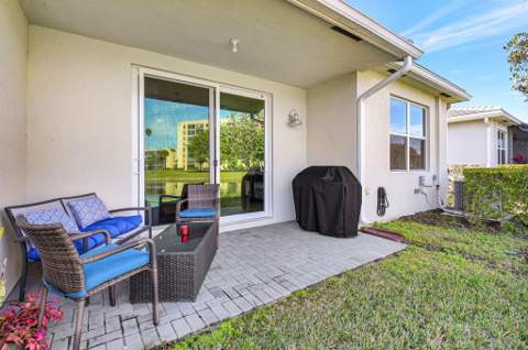 7017 Peters Lane, Delray Beach FL - photo 6 of 75