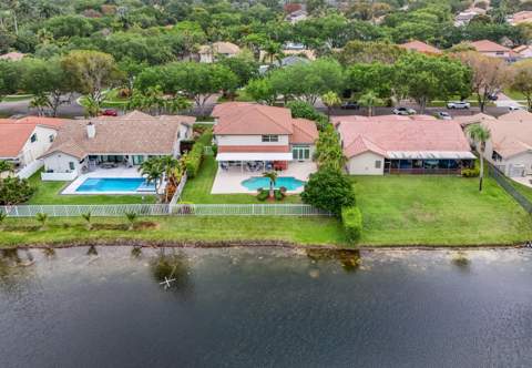 3342 Amsterdam Avenue, Cooper City FL - photo 7 of 45