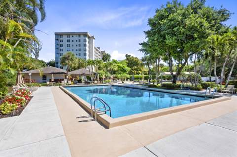 3499 Oaks Way #806, Pompano Beach FL - photo 17 of 22