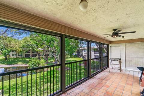 46 Stratford Lane #D, Boynton Beach FL - photo 22 of 54