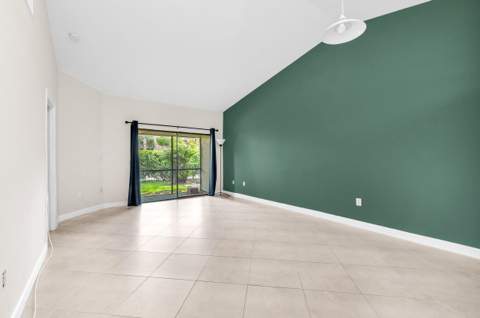 9665 NW 76th Court, Tamarac FL - photo 7 of 20
