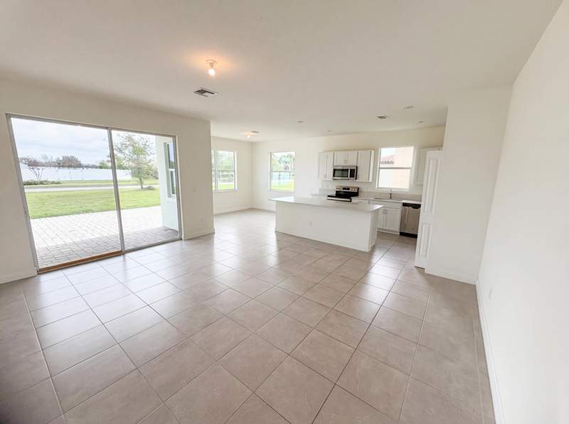 3 bedroom Single Family Residence at 12473 NW Lynch Lane, Copper Creek Plat No 2 — photo 3