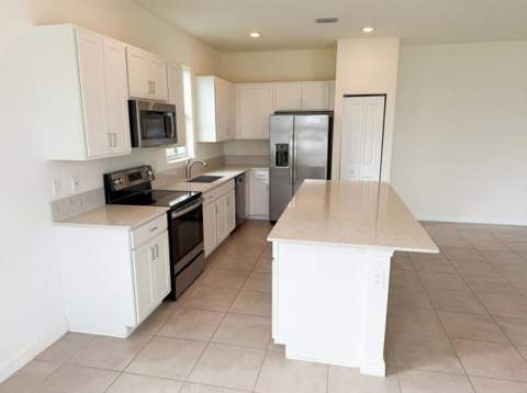 12473 NW Lynch Lane,  FL - photo 19 of 28