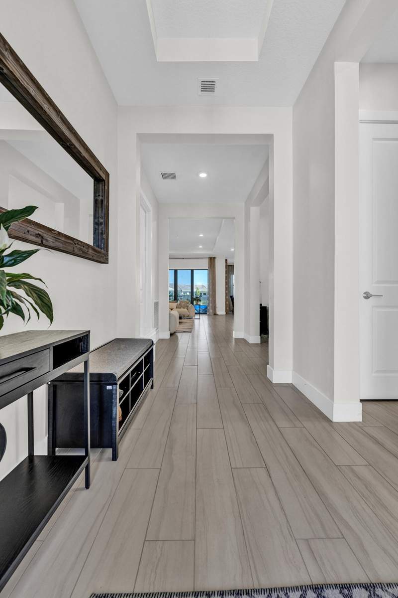 3 bedroom Single Family Residence at 15647 Merritt Drive, Cresswind Palm Beach Phase 3, Westlake — photo 5