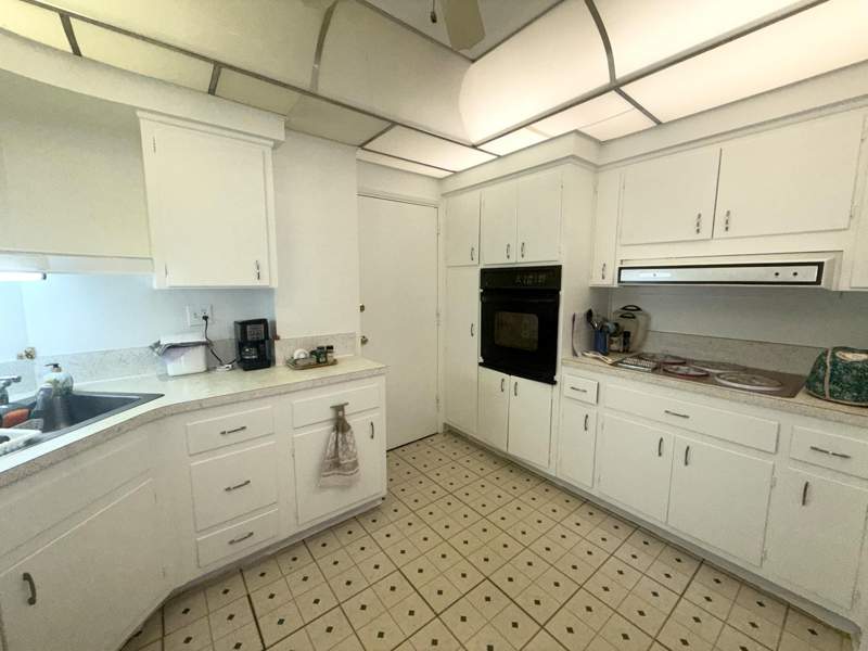 2 bedroom Stock Cooperative at 3233 NE 34th Street #1112, Coral Ridge Towers Co-Op, Fort Lauderdale — photo 5