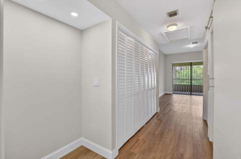 7472 La Paz Boulevard #304, Boca Raton FL - photo 20 of 36