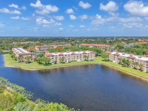 5842 Crystal Shores Drive #302, Boynton Beach FL - photo 21 of 50