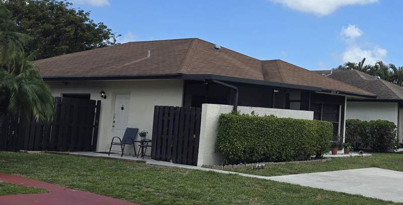 2 bedroom Single Family Residence at 5255 Mendoza Street, Garden Hills Unit Two, West Palm Beach — photo 2