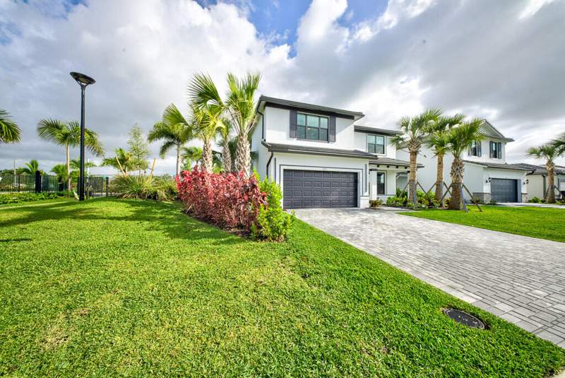 5 bedroom Single Family Residence at 9721 Chora Tunel Way, Hendrix Reserve, Lake Worth — photo 5