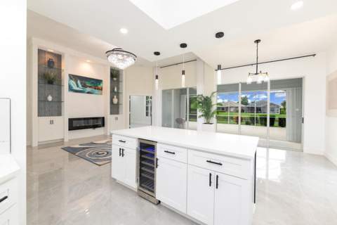 249 NW Bentley Circle, Port St. Lucie FL - photo 8 of 19