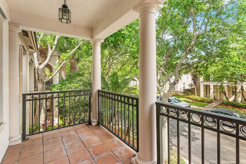 3 bedroom Townhouse at 8058 Murano Circle, Gables At Northlake 1, Palm Beach Gardens — photo 3
