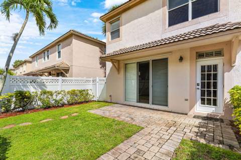 8058 Murano Circle, Palm Beach Gardens FL - photo 6 of 67