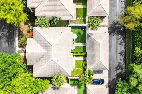 8058 Murano Circle, Palm Beach Gardens FL - photo 12 of 67