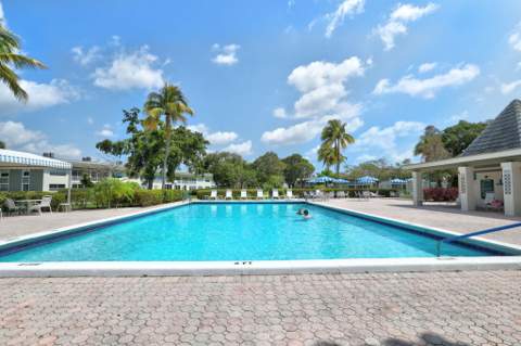 3402 Bimini Lane #E2, Coconut Creek FL - photo 15 of 21