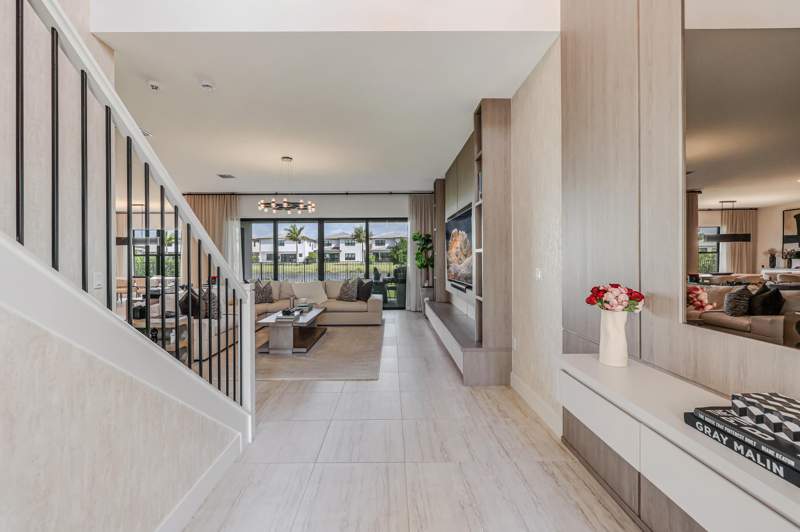 5 bedroom Single Family Residence at 8283 Royal County Down Road, Boca Raton Golf Course Pud, Boca Raton — photo 5