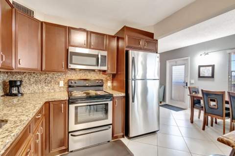 4049 Wolverton C, Boca Raton FL - photo 15 of 86