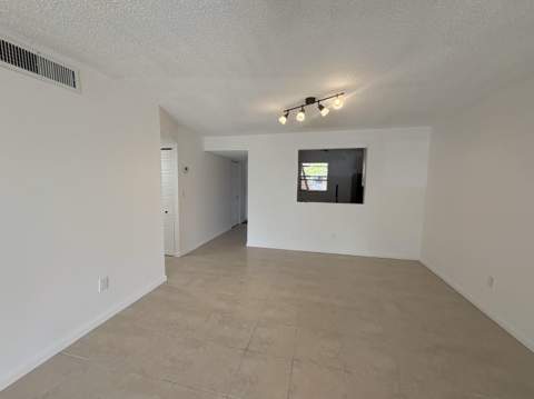 2850 Somerset Drive #208l, Lauderdale Lakes FL - photo 8 of 44