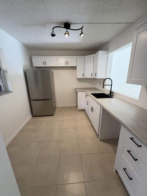 2850 Somerset Drive #208l, Lauderdale Lakes FL - photo 13 of 44