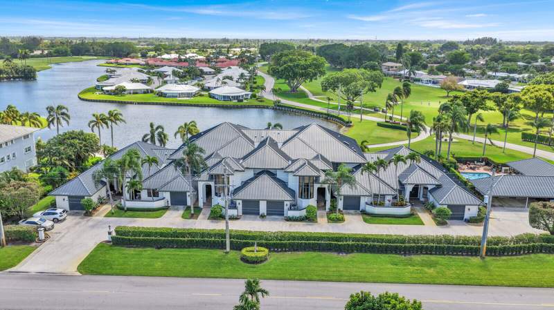 2 bedroom Condominium at 181 Atlantis Boulevard #C, Carillon Condo, Atlantis — photo 4