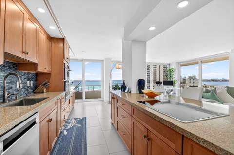5540 N Ocean Drive #9b, Singer Island FL - photo 7 of 58