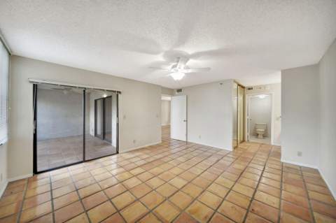 2215 Cypress Island Drive ##103, Pompano Beach FL - photo 18 of 38