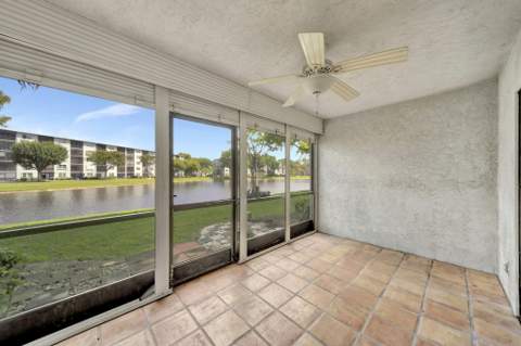 2215 Cypress Island Drive ##103, Pompano Beach FL - photo 13 of 38