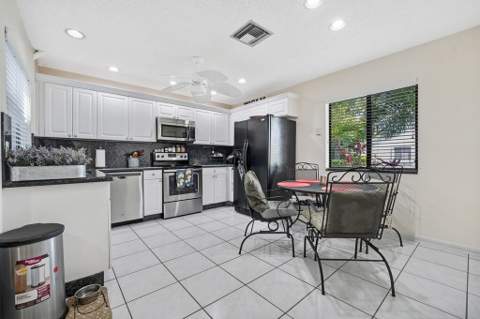 1260 NW 24th Avenue, Delray Beach FL - photo 14 of 42