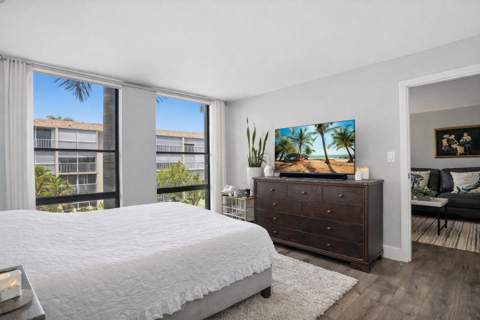 367 S Federal Highway #C323, Deerfield Beach FL - photo 17 of 34