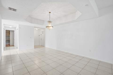 7647 Southampton Terrace #318, Tamarac FL - photo 11 of 65
