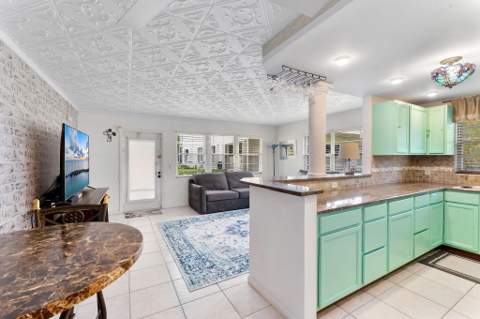 269 S Ventnor #269, Deerfield Beach FL - photo 8 of 39